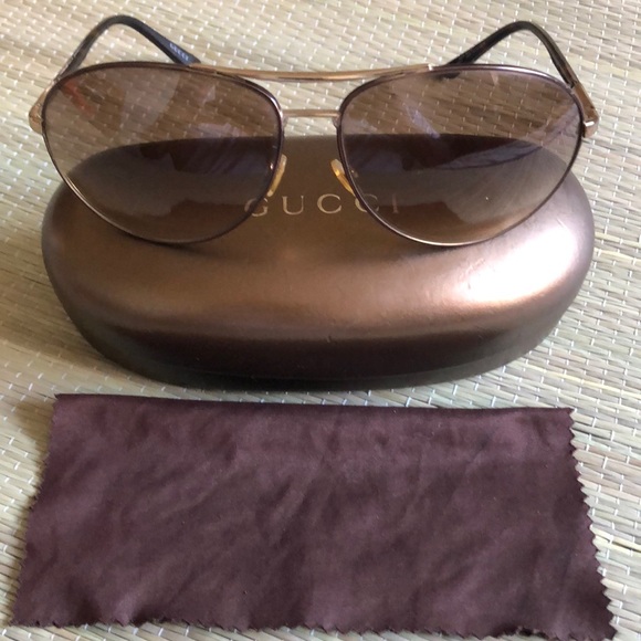 Too many sunglasses SOLD - Picture 6 of 8